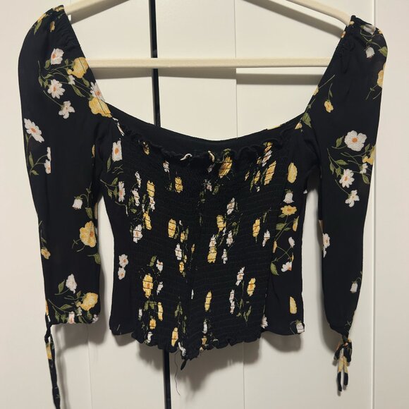 Reformation Grove top in black piazza, size 4 - Picture 3 of 5